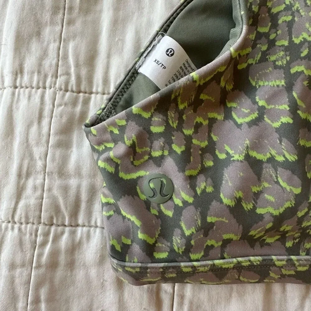 Lululemon Waterside V Swim Top in Wild Haven Multi Size XS NWOT